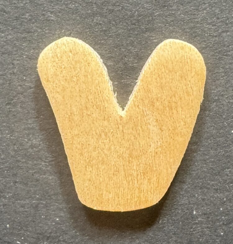 Letra V madera