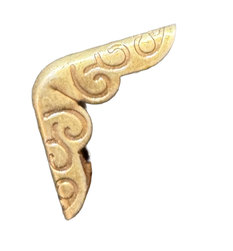 Esquinero oro