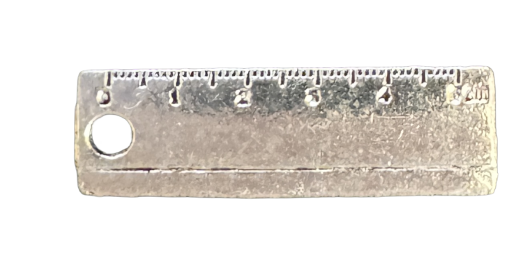 Abalorio regla plateada