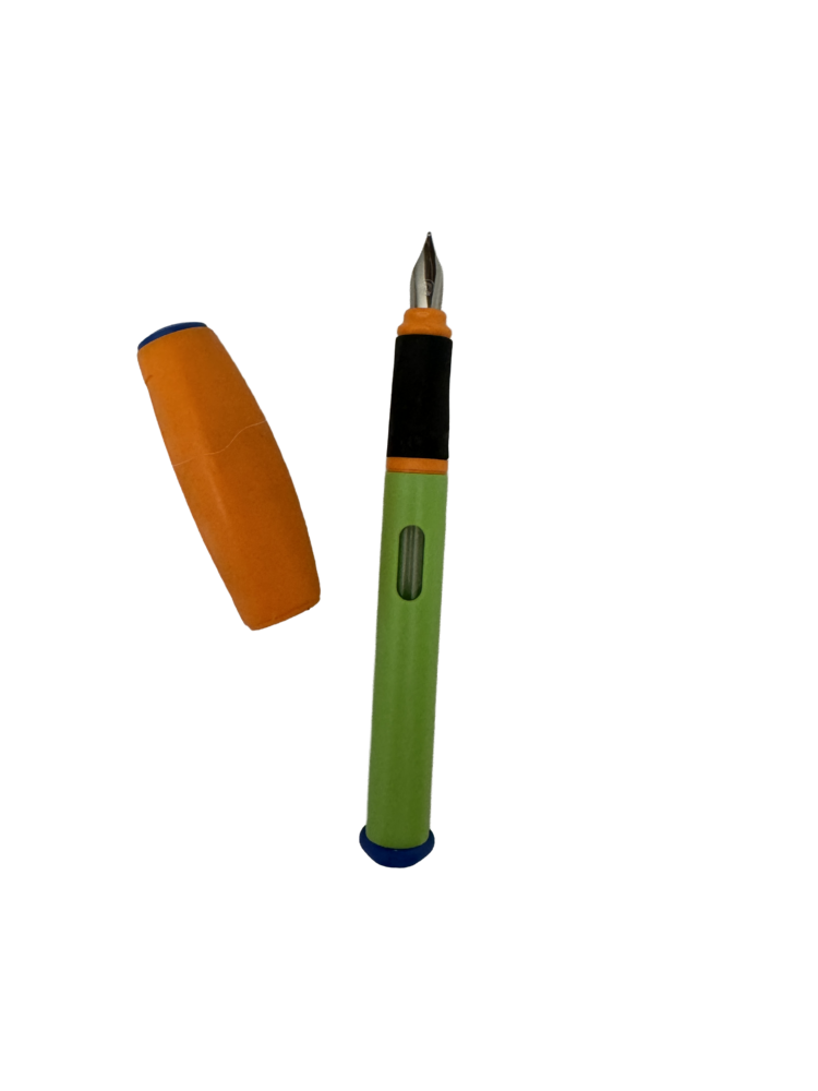 Pluma para zurdos Staedtler