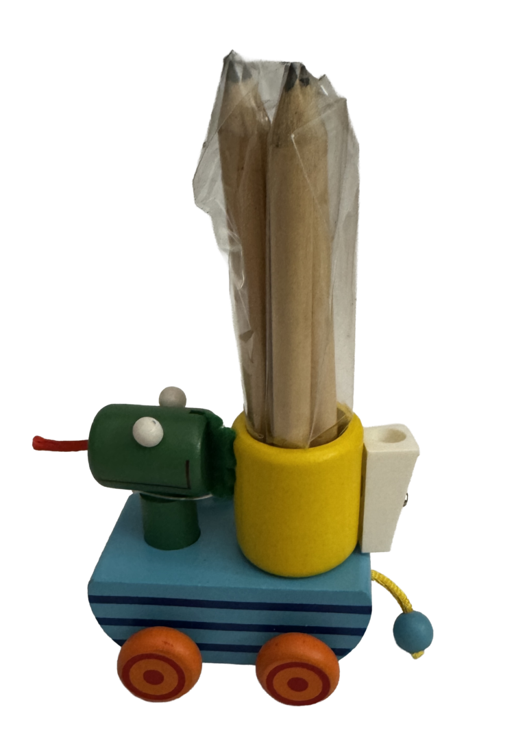 Lapicero de madera carrito