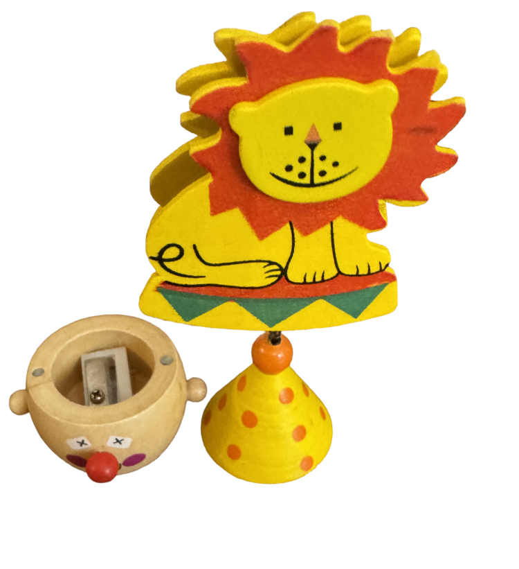 Sacapuntas madera payaso con soportanotas L