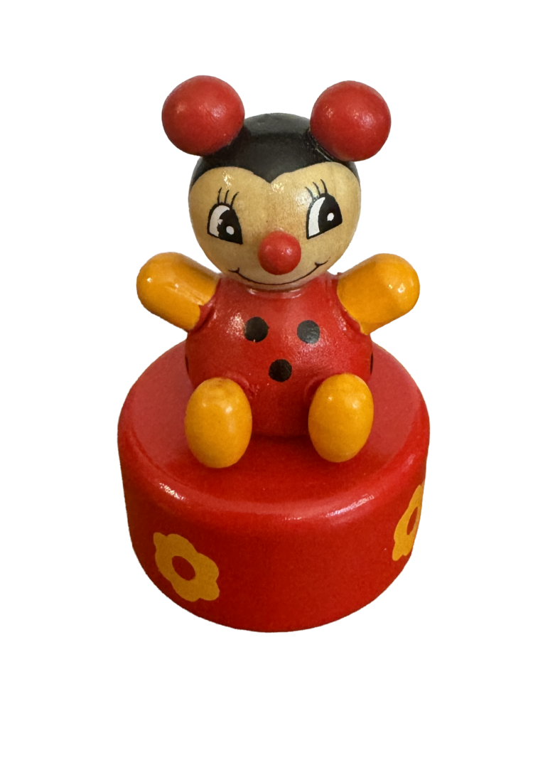 Sacapuntas de madera mariquita L