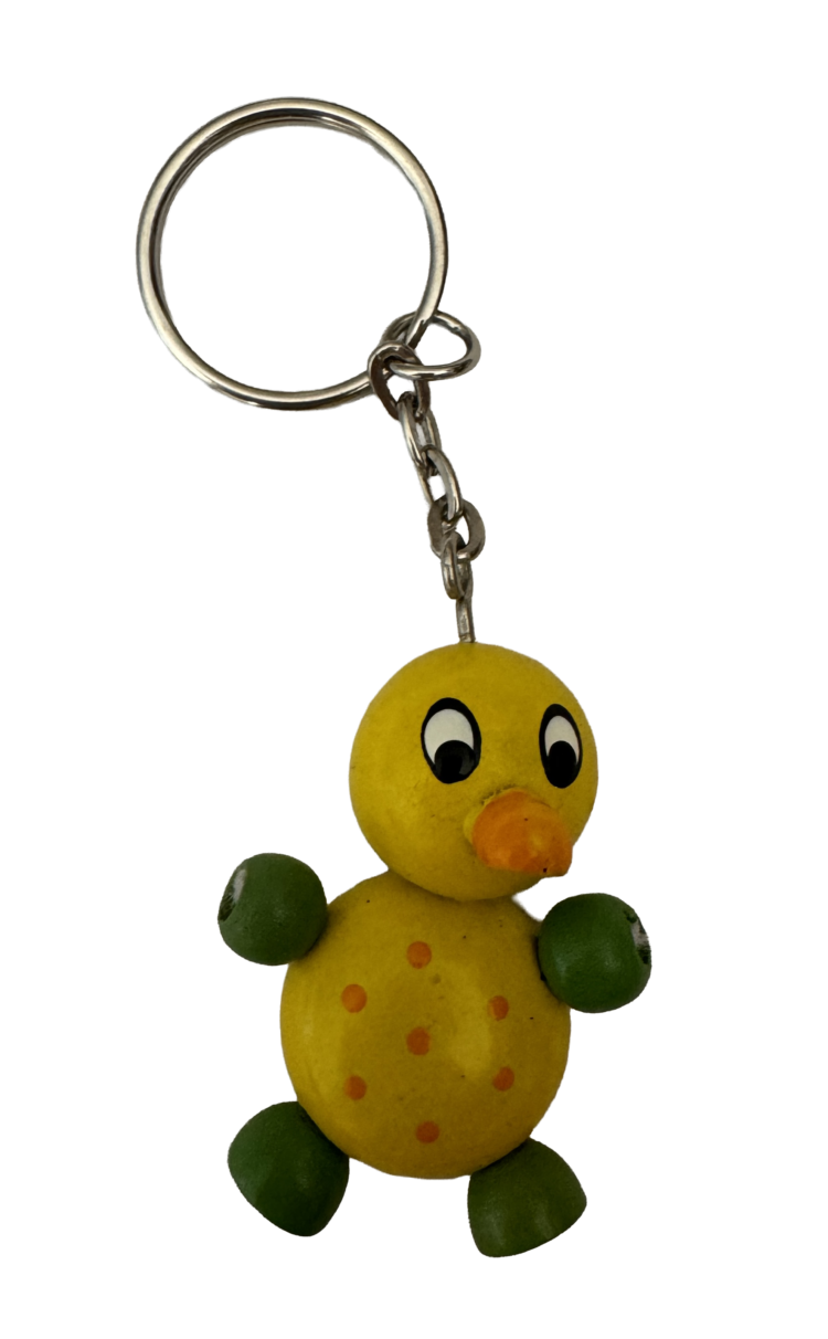 Llavero de madera pollito