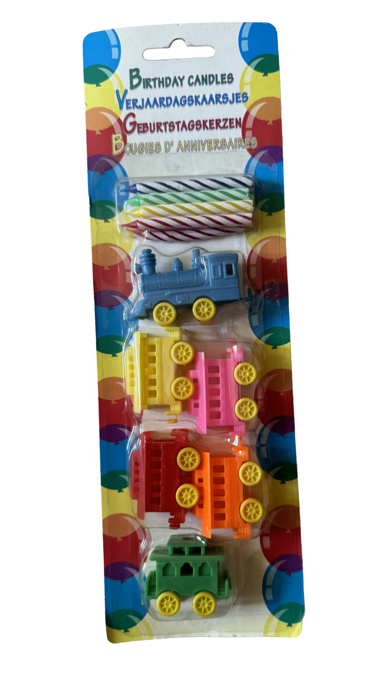 Velas en tren para cumpleaños